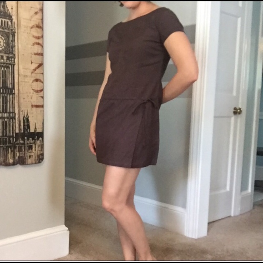 🤎GAP Wrap Dress 53% Linen 47% Rayon Size 6🤎